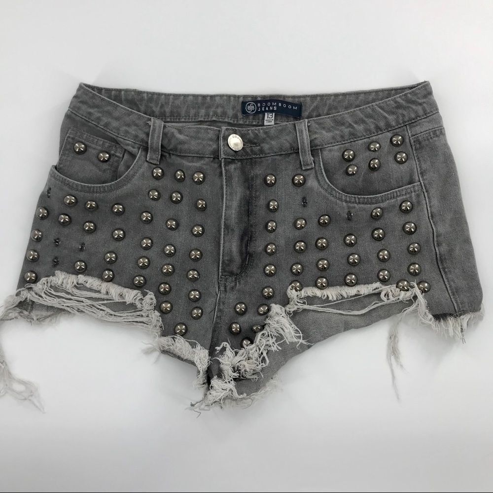 Boom Boom Jeans Studded Distressed Shorts sz 13